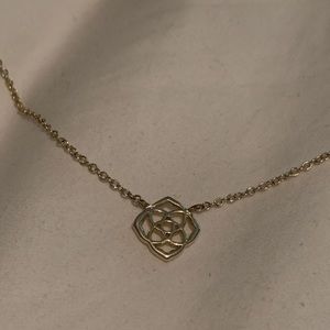 Kendra Scott Necklace